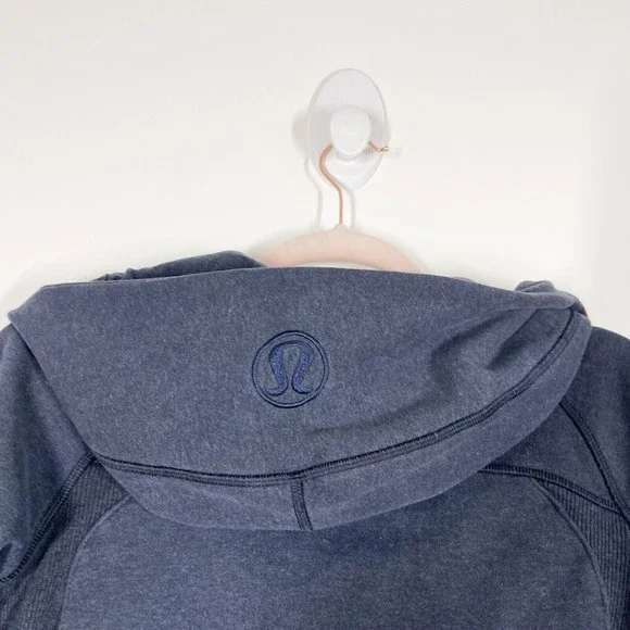 Lululemon Scuba Full Zip Hoodie Women's Blue Thumbholes‎ Cozy Activewear Size 4 - Picture 4 of 9